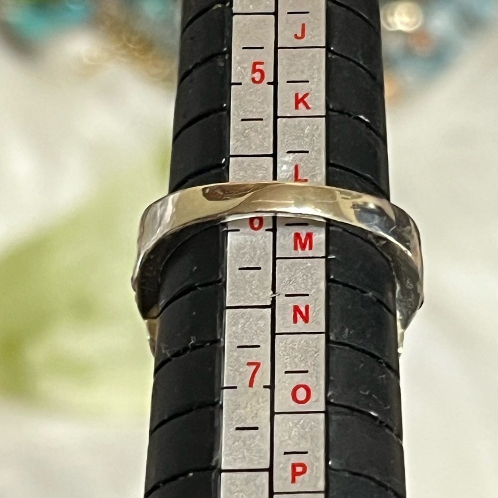 Source Unknown Black Gemstone Silver Ring - Picture 10 of 13